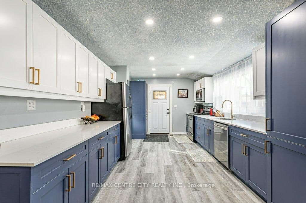52 Princess Avenue thumbnail 12
