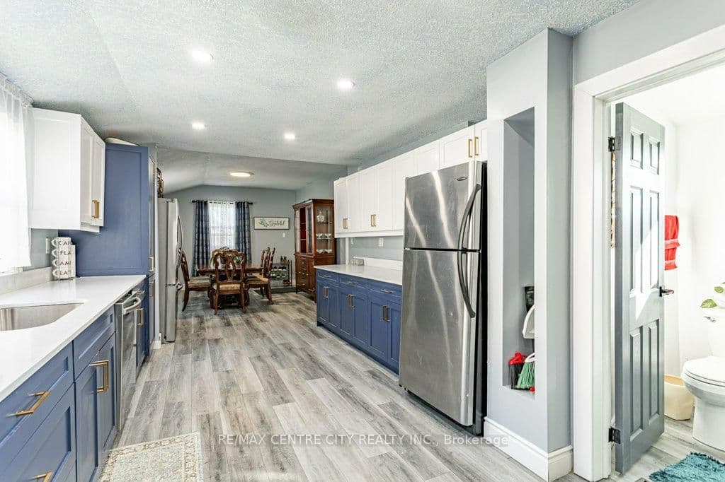 52 Princess Avenue thumbnail 14
