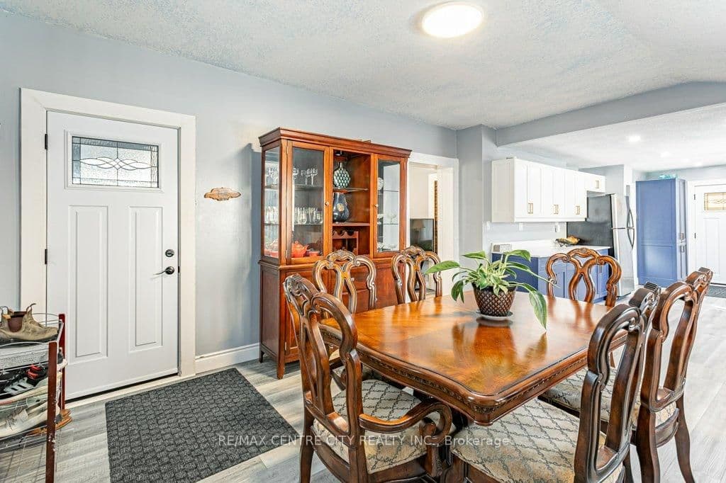52 Princess Avenue thumbnail 20