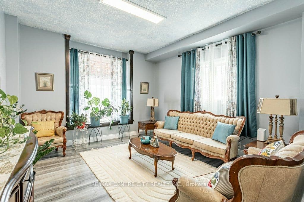 52 Princess Avenue thumbnail 7