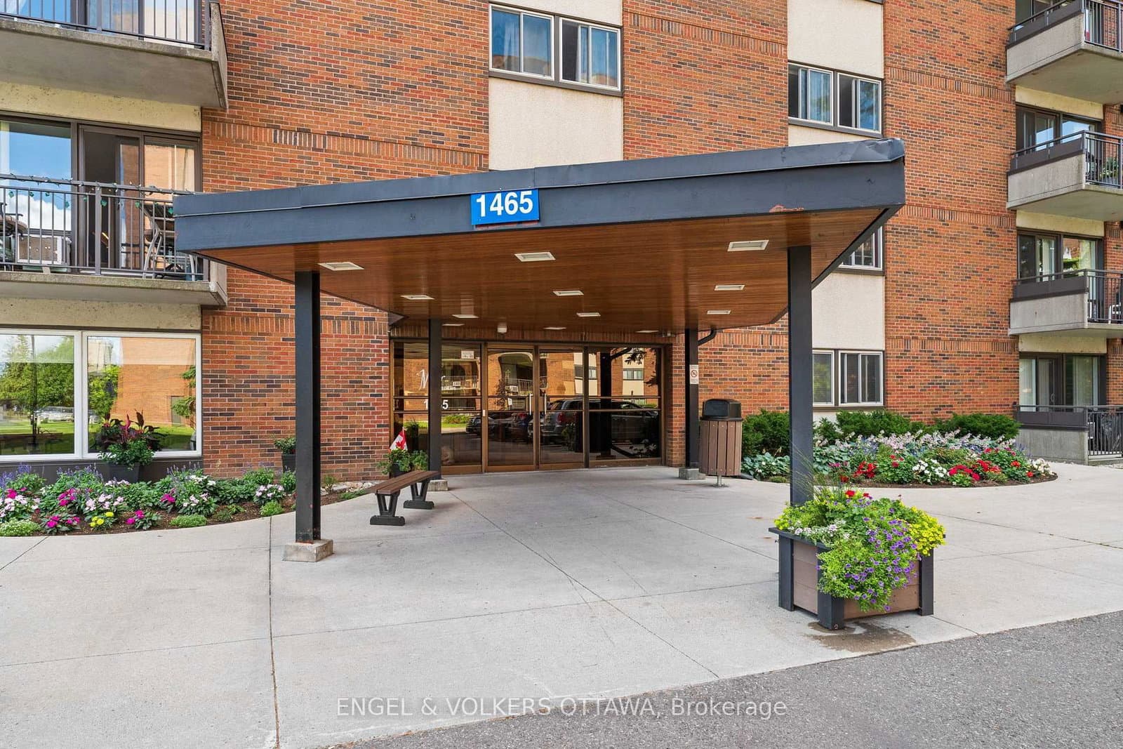 1465 Baseline Road, Unit 1206 thumbnail 2