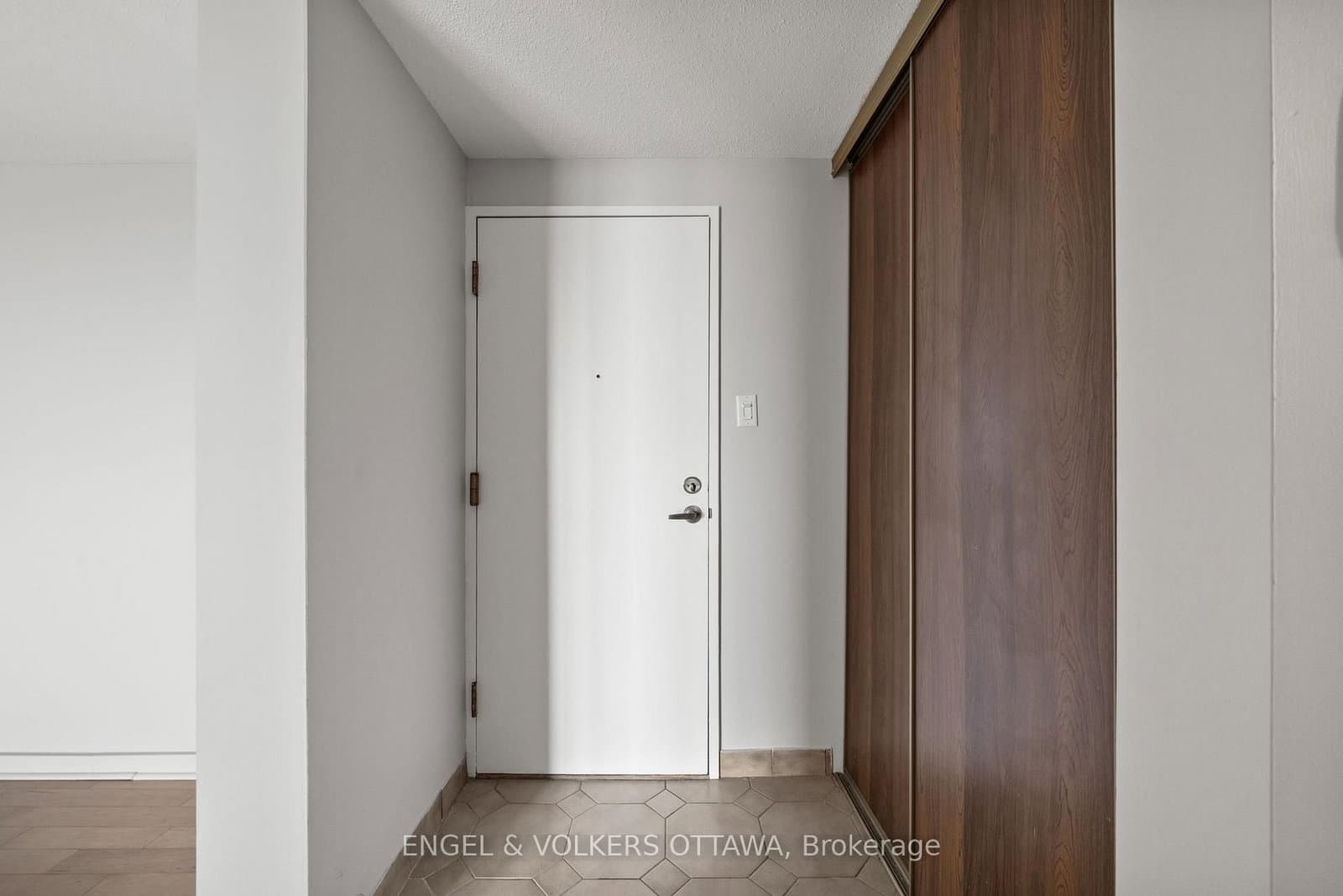 1465 Baseline Road, Unit 1206 thumbnail 9