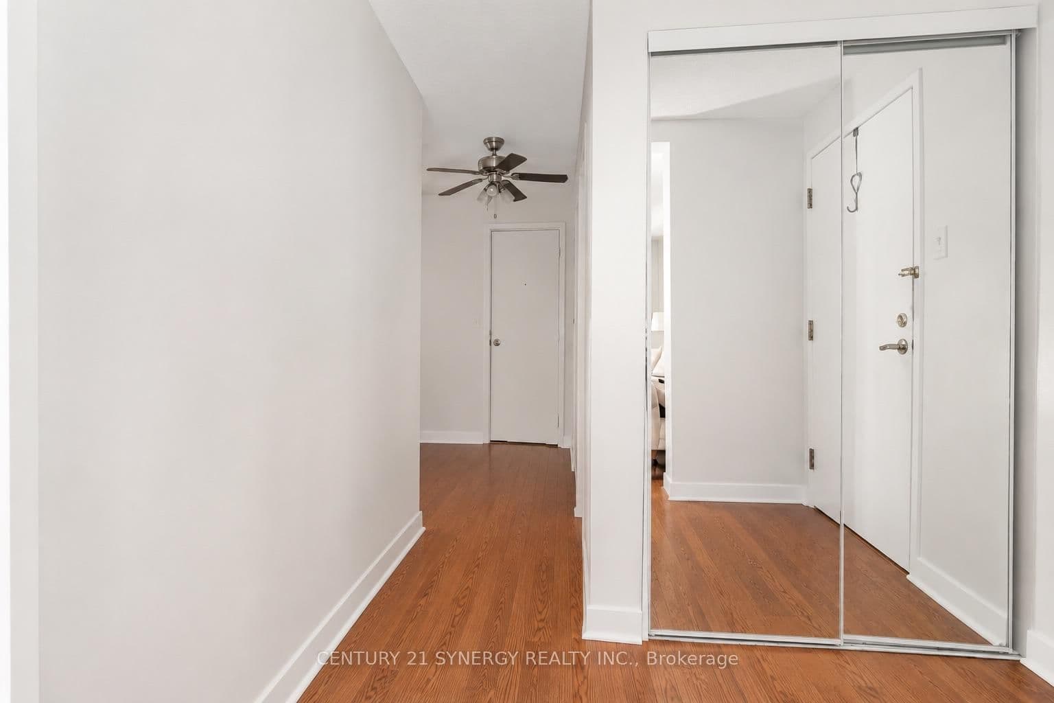 1465 Baseline Road, Unit 809 thumbnail 4