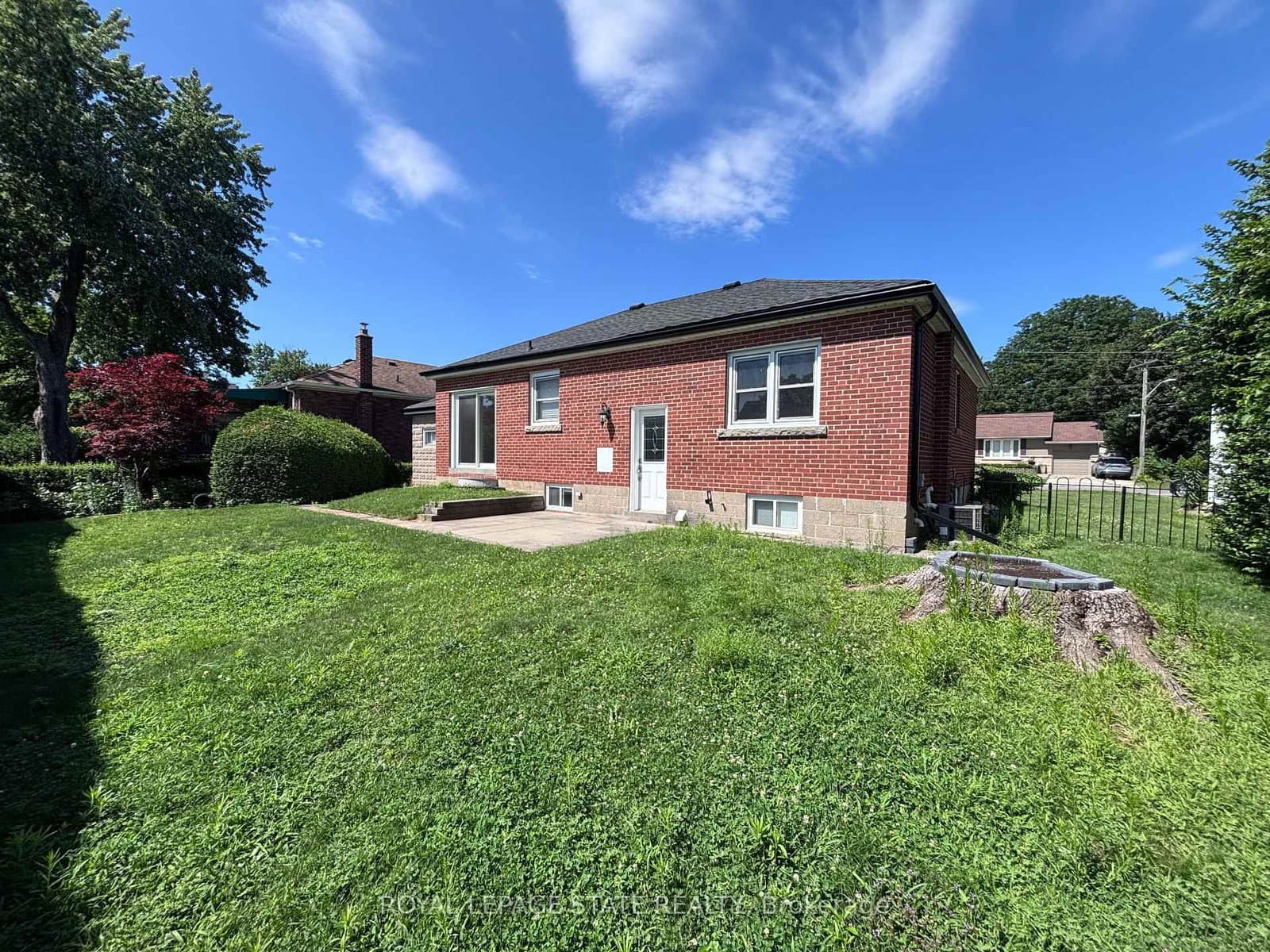 48 Mountain Avenue N thumbnail 41