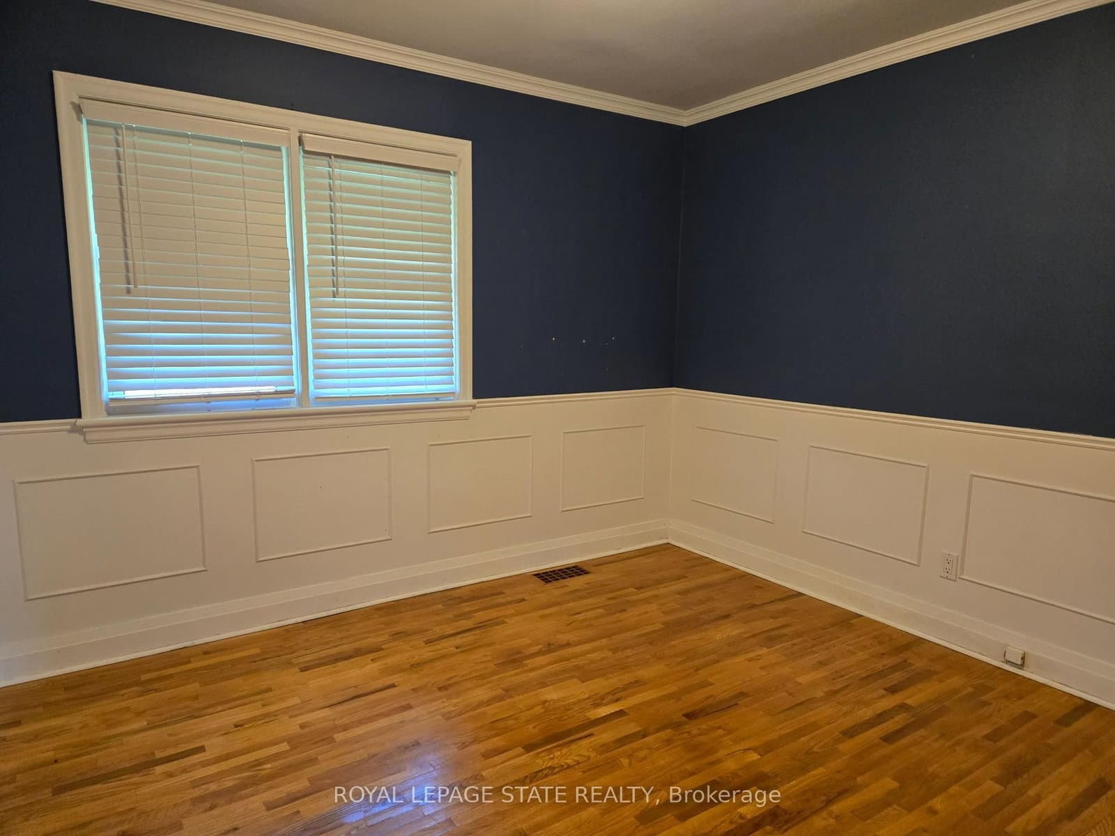 48 Mountain Avenue N thumbnail 9