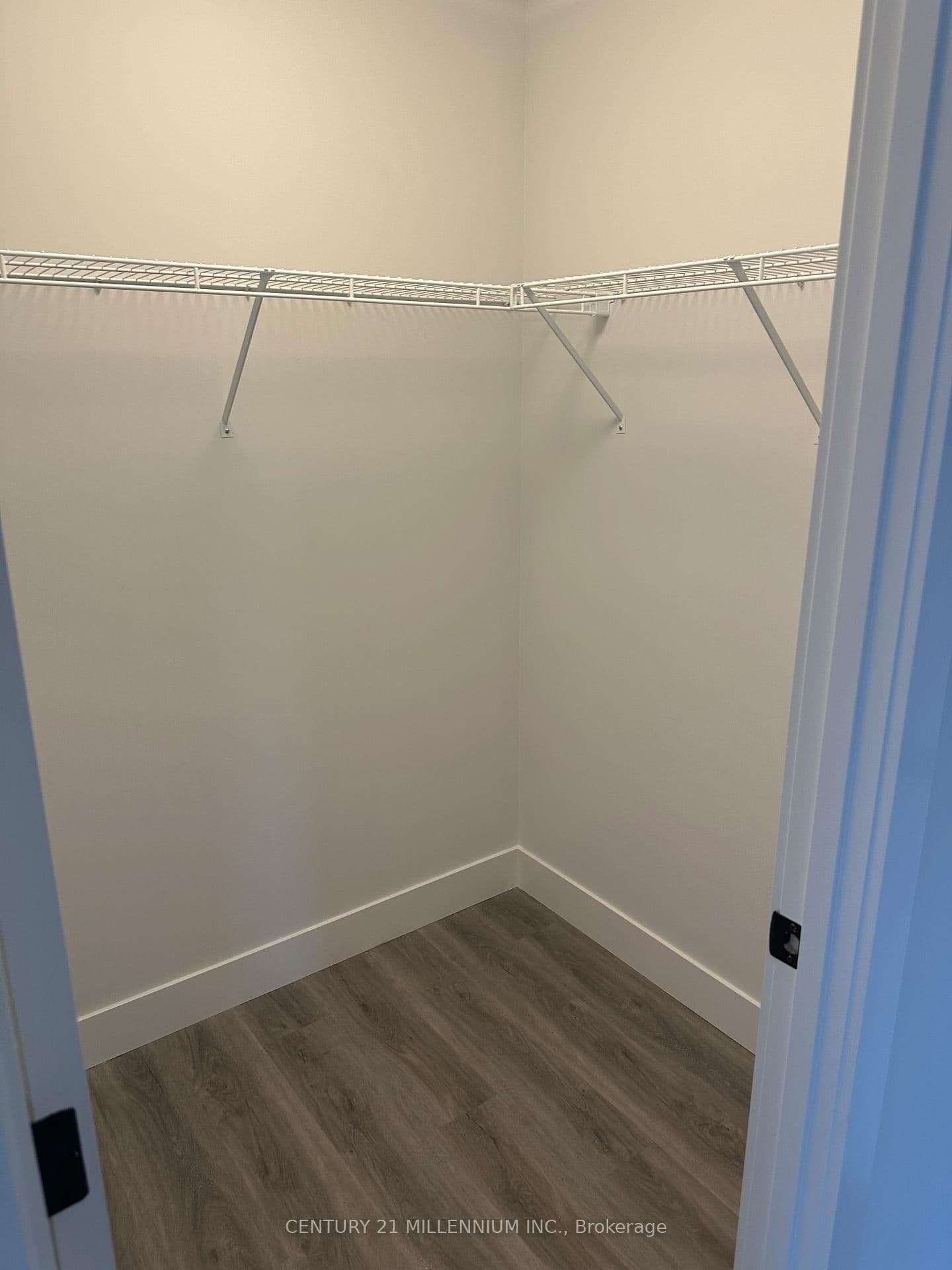 1000 Lackner Boulevard, Unit 304 thumbnail 9