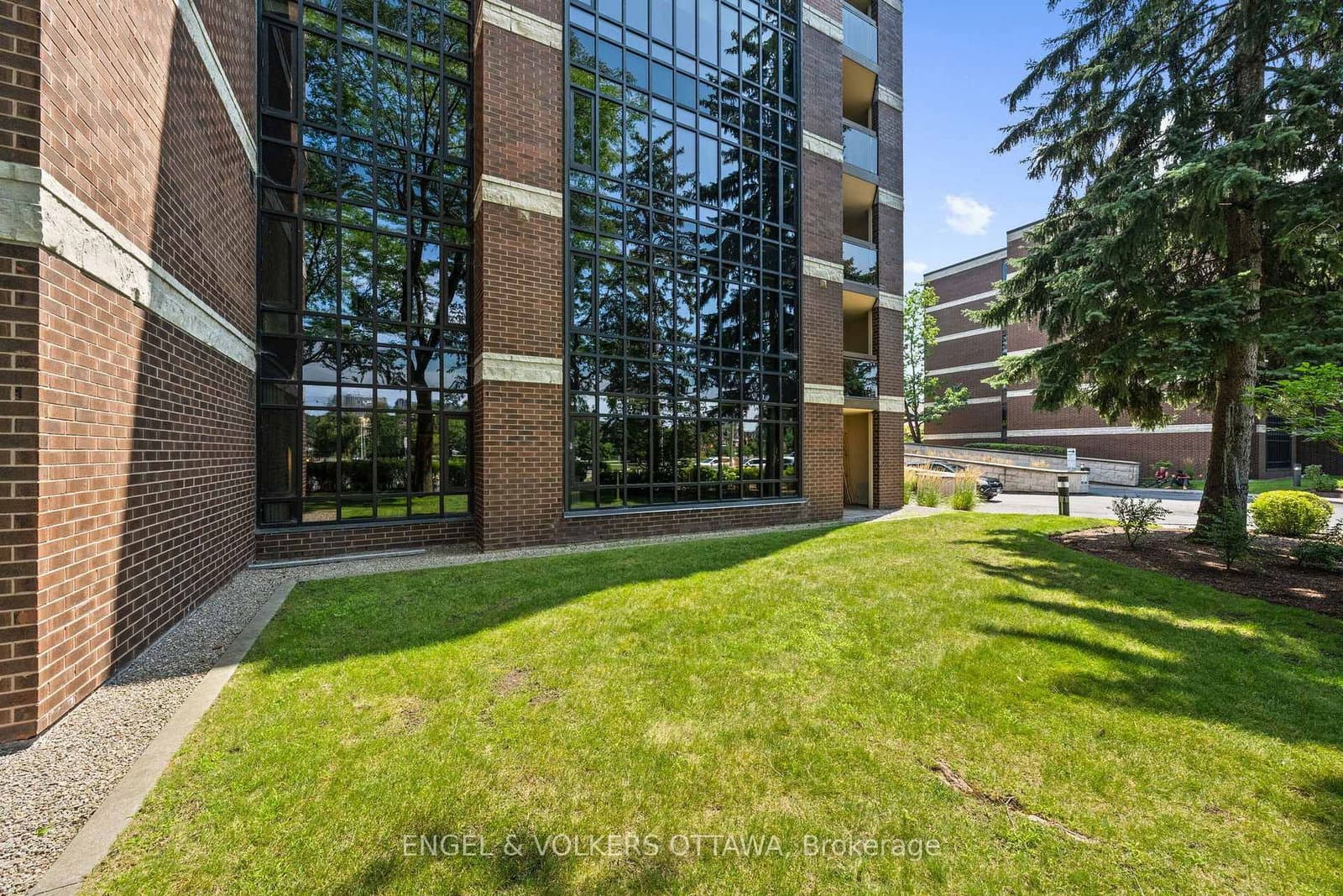 111 Echo Drive, Unit 103 thumbnail 35