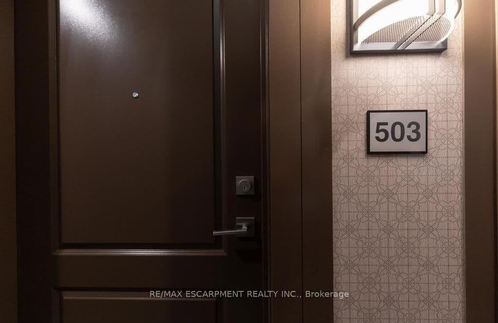 450 Dundas Street E, Unit 503 thumbnail 2