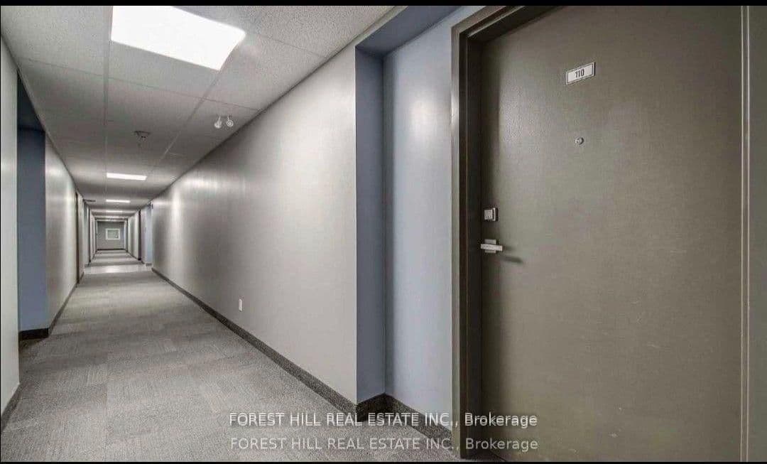 104 Summit Ridge Drive, Unit 110 thumbnail 2