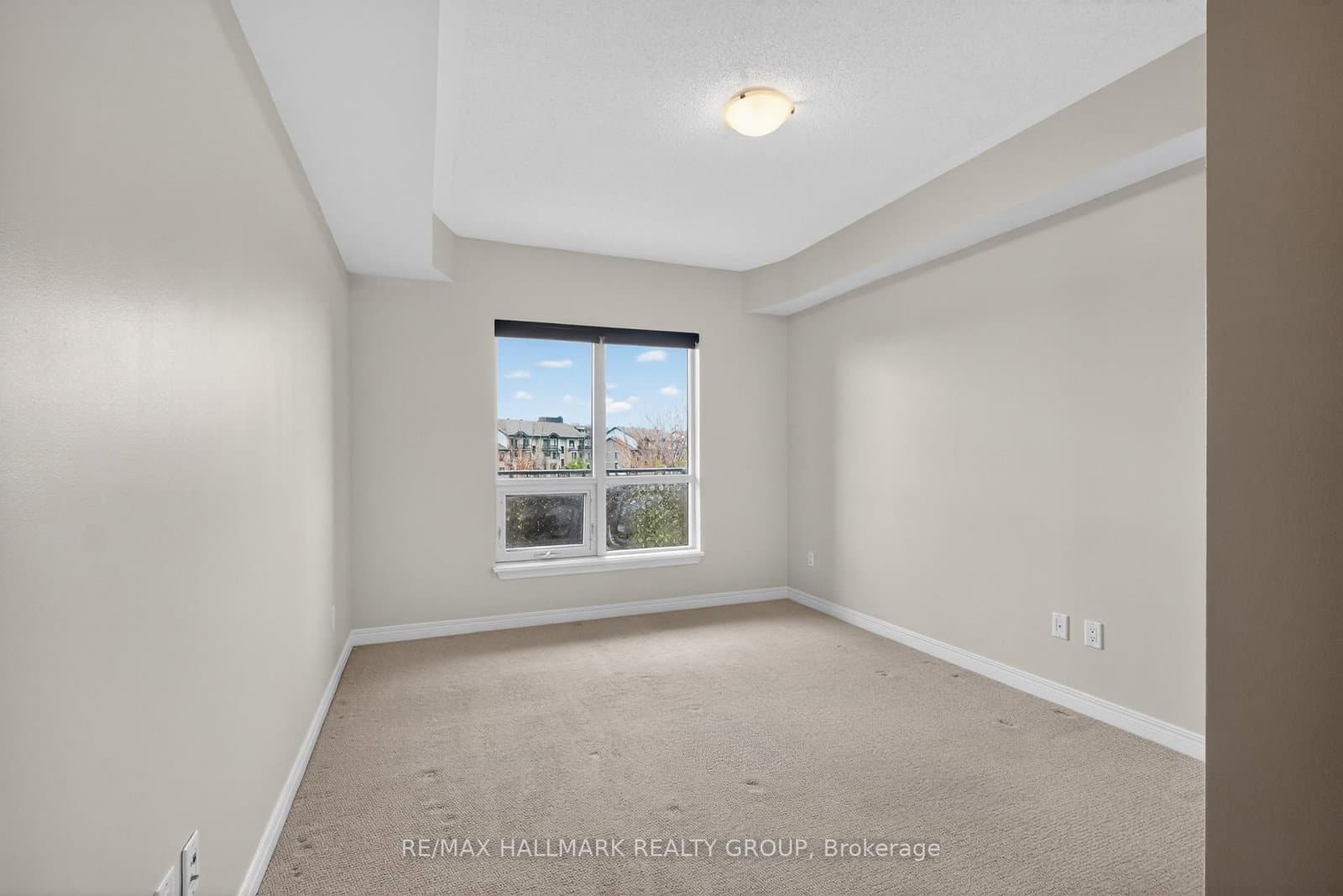 1005 Beauparc Private, Unit 301 thumbnail 30