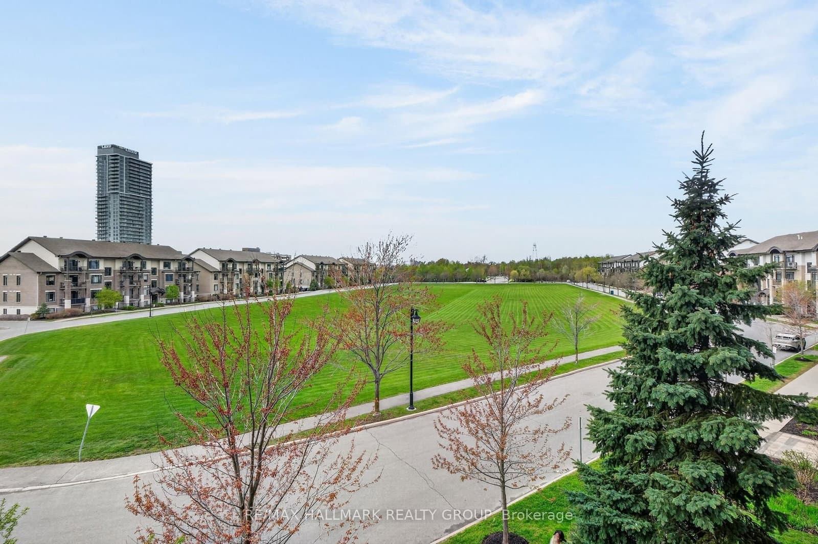 1005 Beauparc Private, Unit 301 thumbnail 45