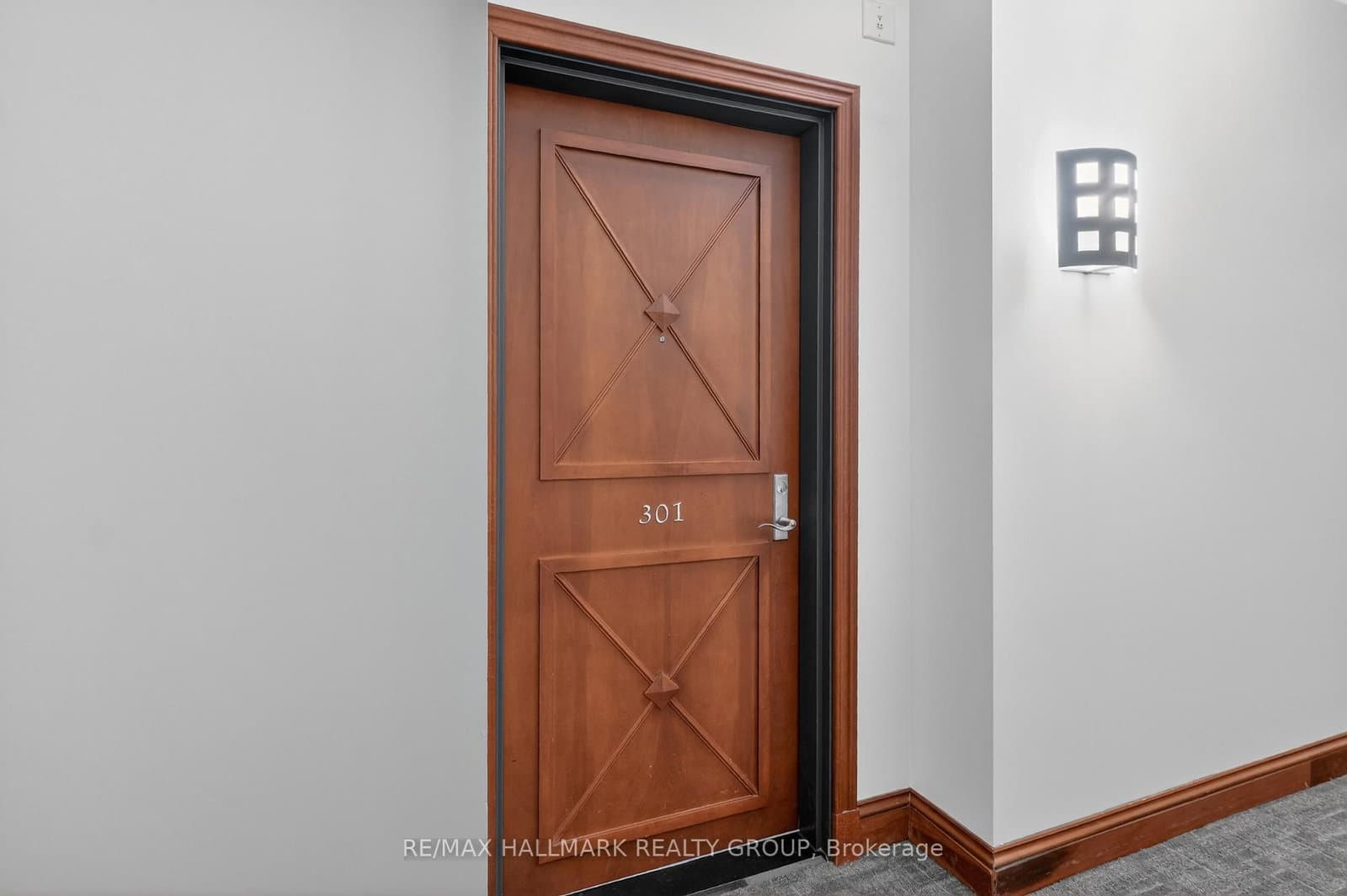 1005 Beauparc Private, Unit 301 thumbnail 7