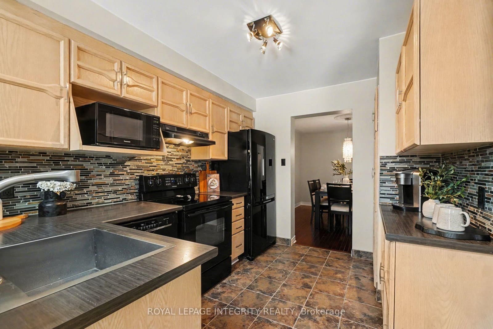 52 Blackdome Crescent thumbnail 9