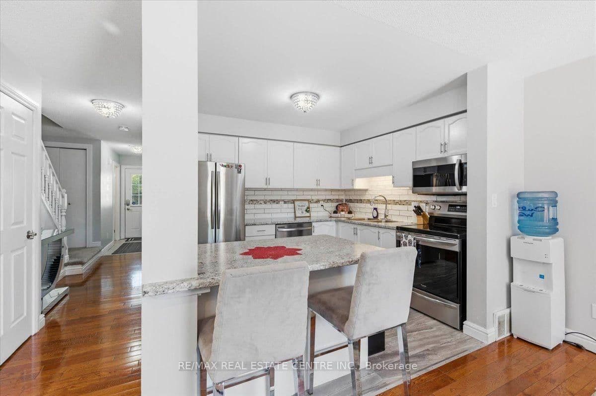 84 Westmeadow Drive, Unit 1 thumbnail 10