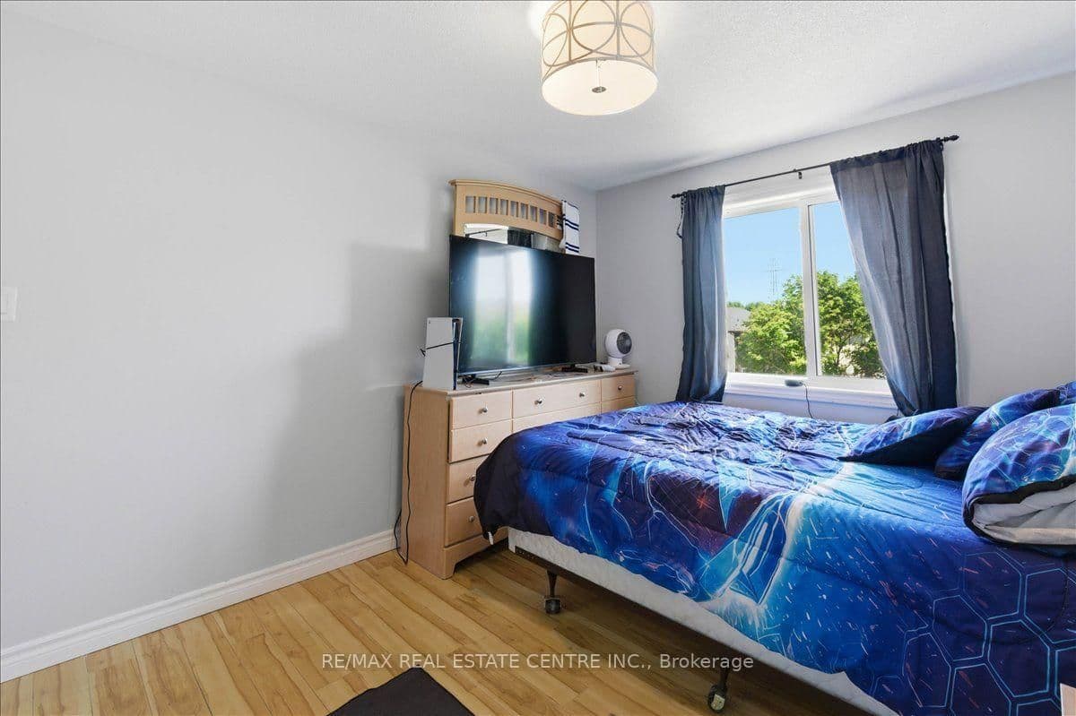 84 Westmeadow Drive, Unit 1 thumbnail 26