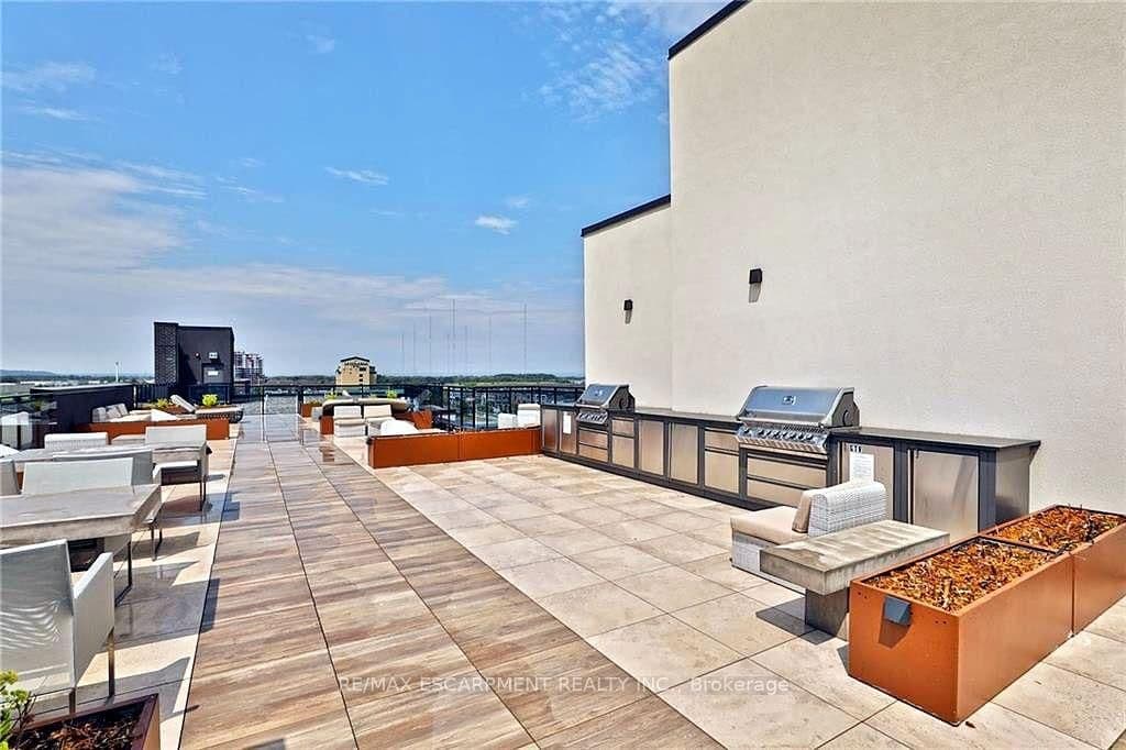 10 CONCORD Place, Unit 117 thumbnail 4