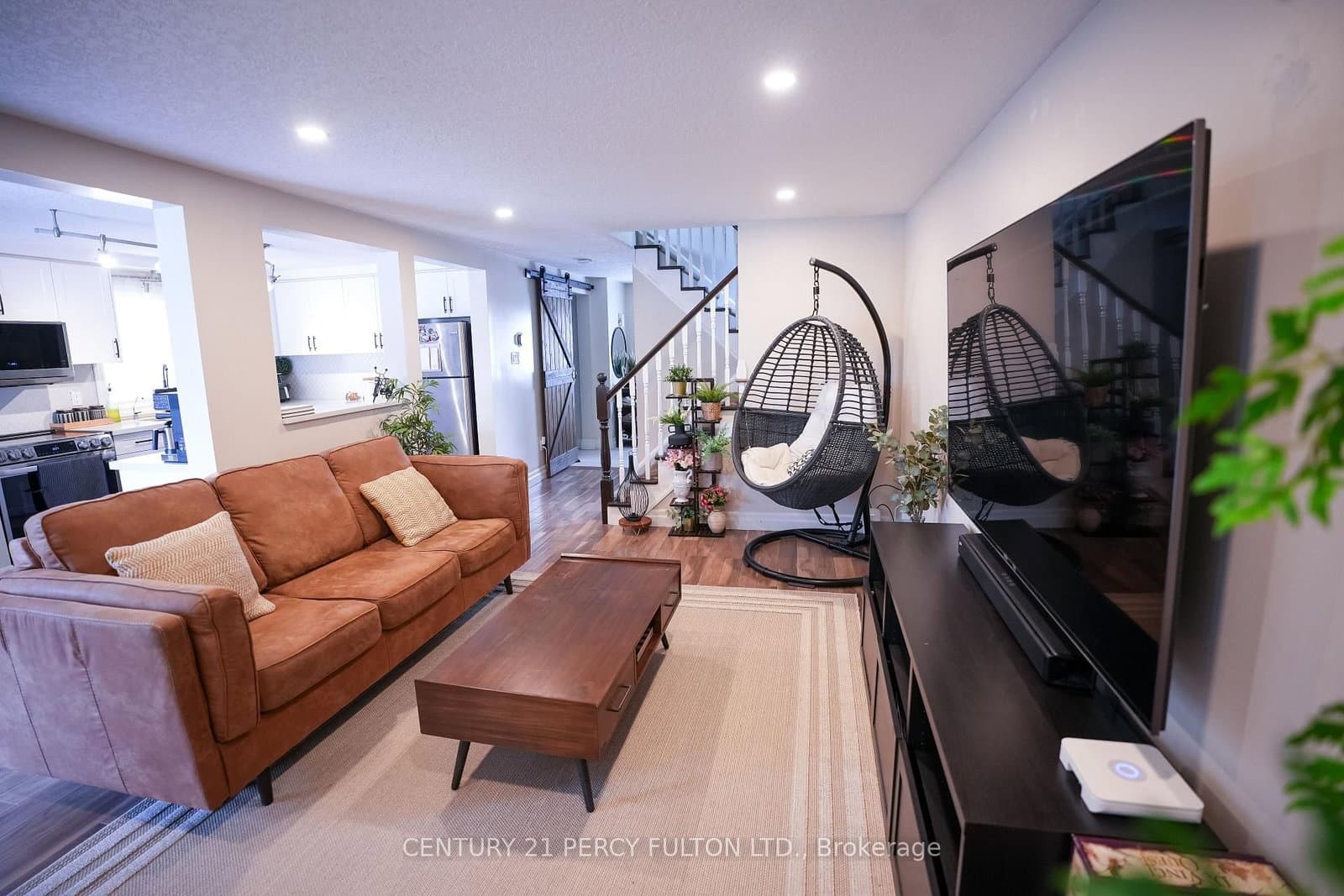 333 Rosette Drive thumbnail 3