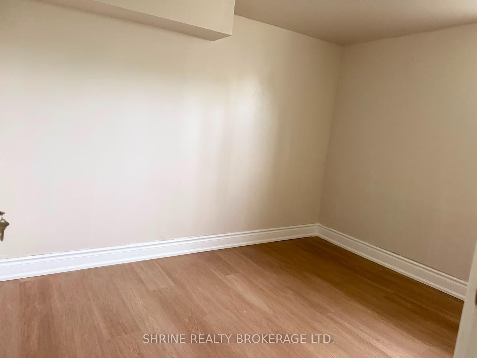 367 Springbank Drive thumbnail 10