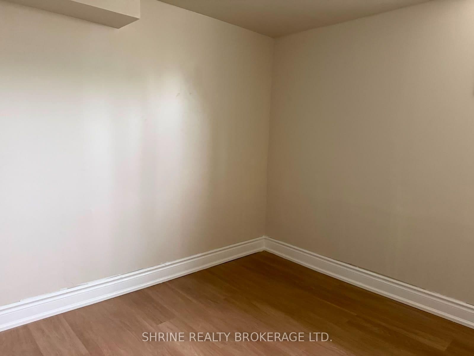 367 Springbank Drive thumbnail 13