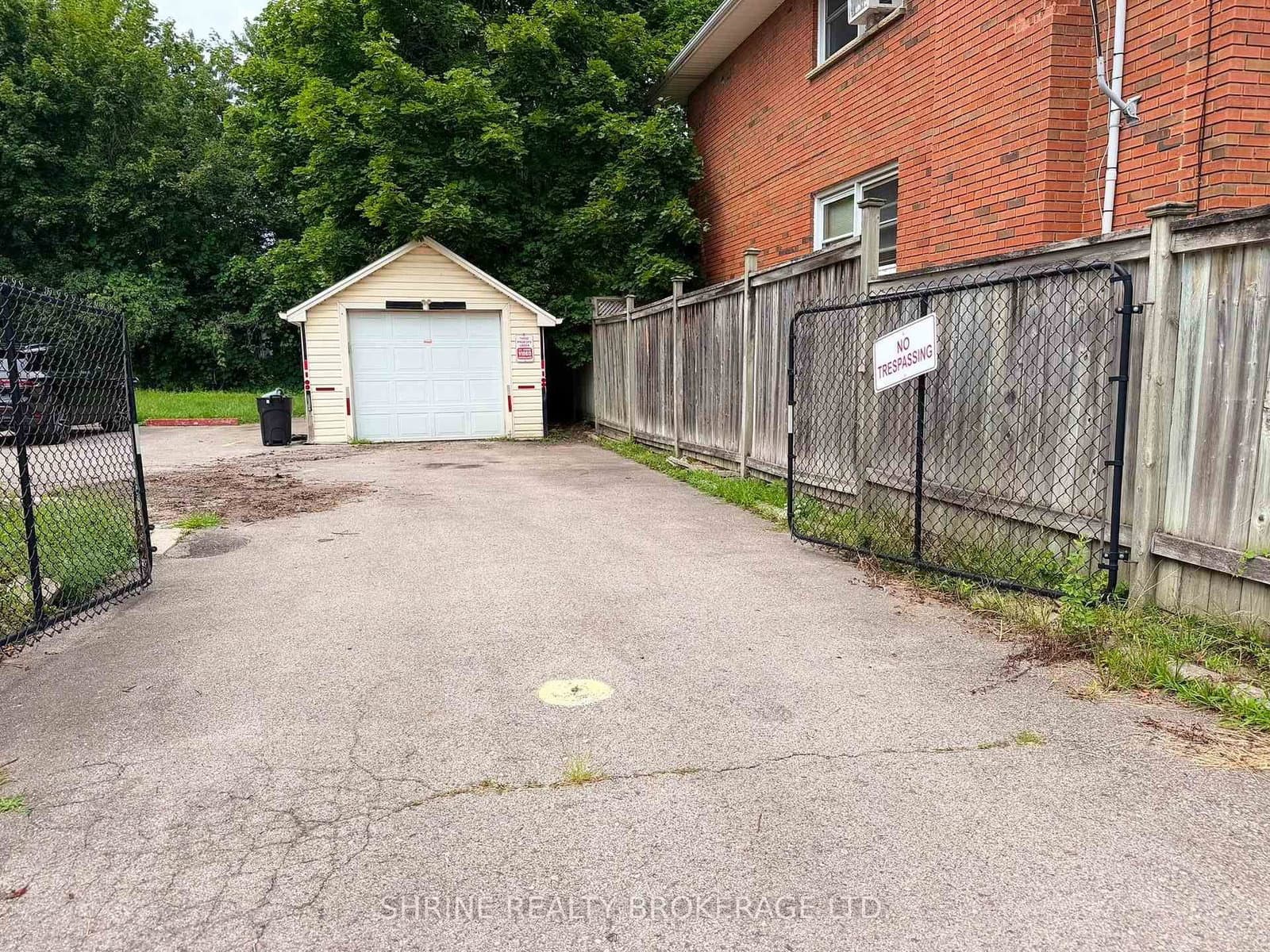 367 Springbank Drive thumbnail 26