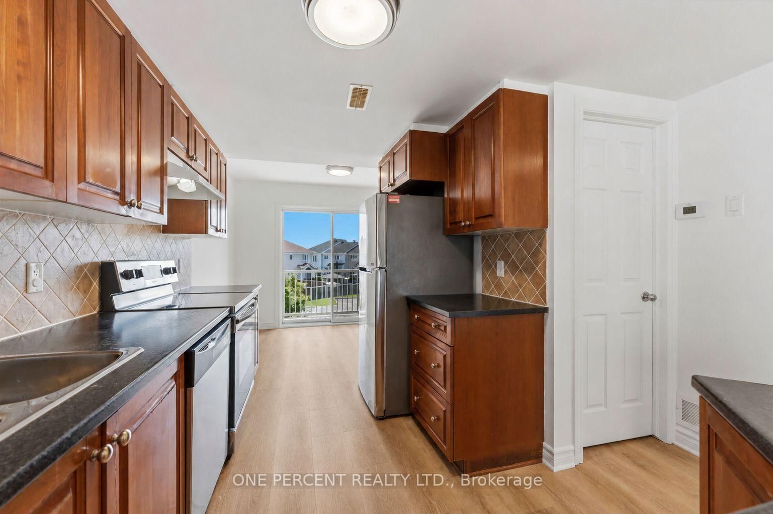 610 LAKERIDGE Drive thumbnail 10