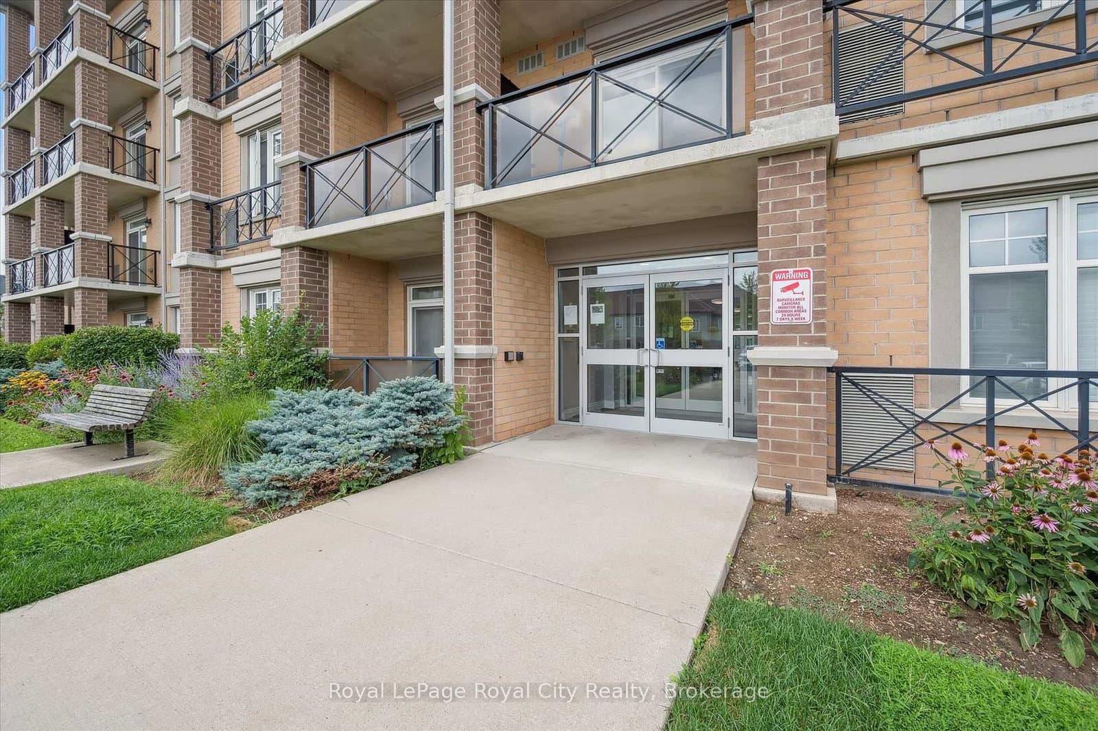 2 Colonial Drive, Unit 403 thumbnail 3