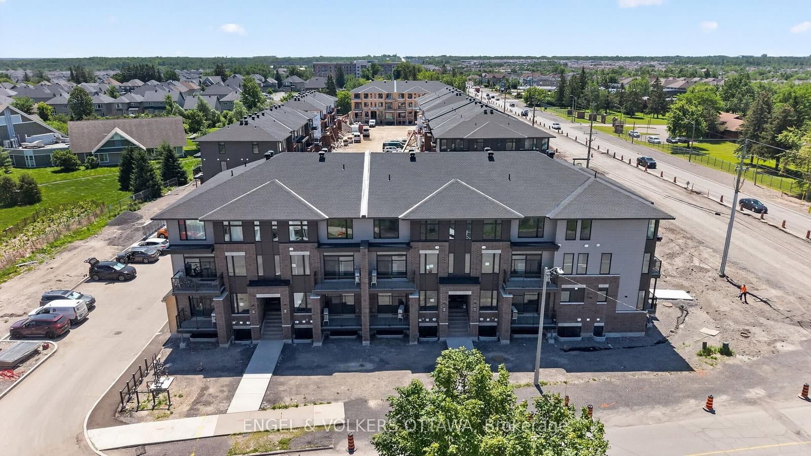 114 Stardust Private thumbnail 32