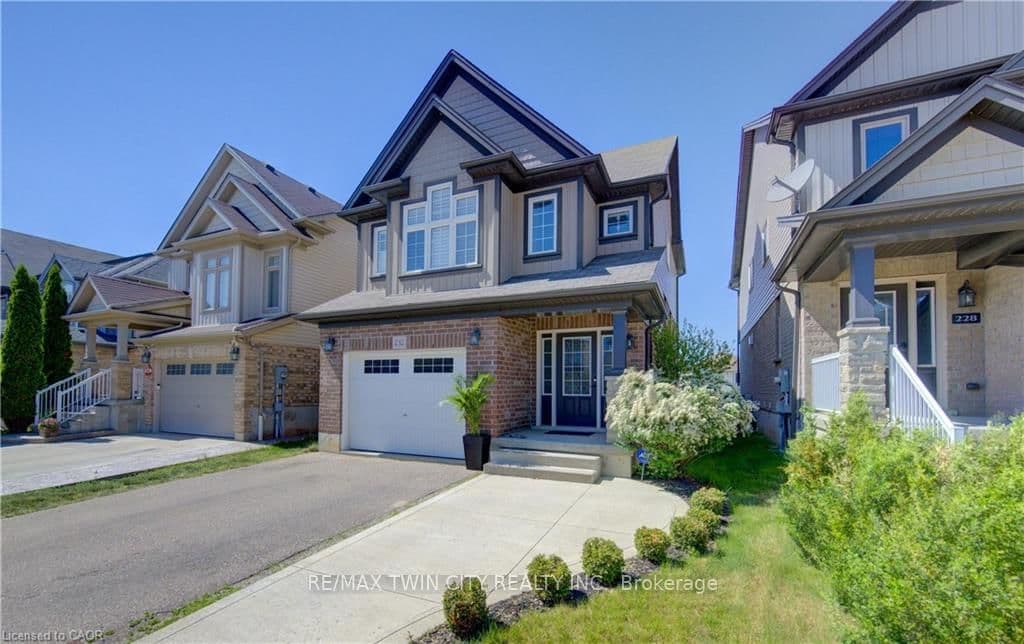 232 CRANBROOK Street thumbnail 2