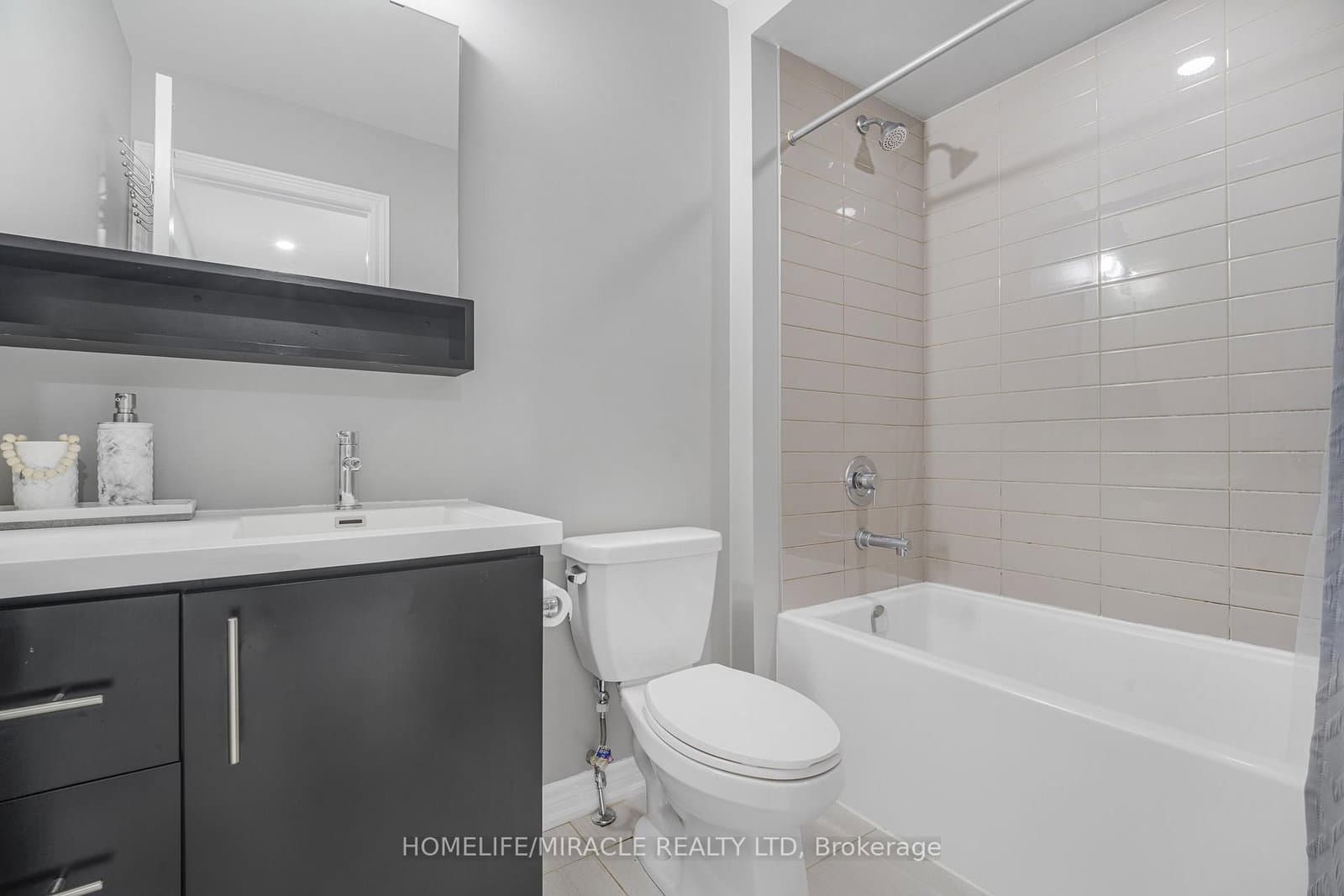 1890 Rymal Road E, Unit 144 thumbnail 41
