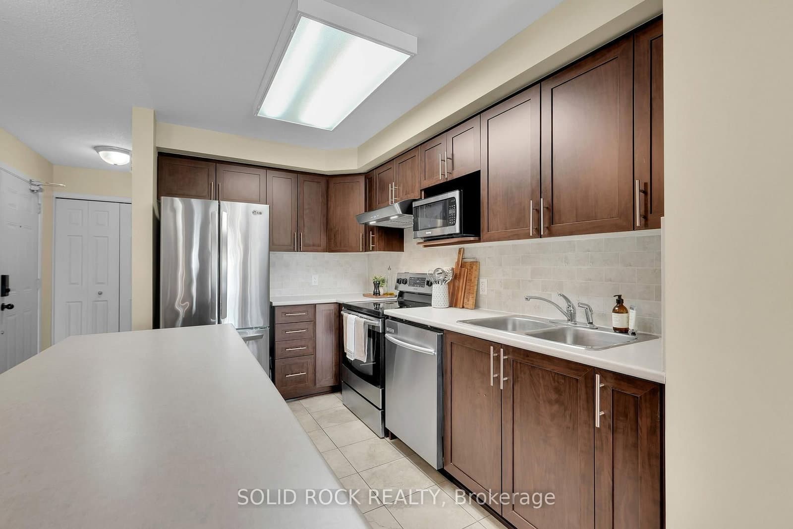 645 Reardon Private thumbnail 9