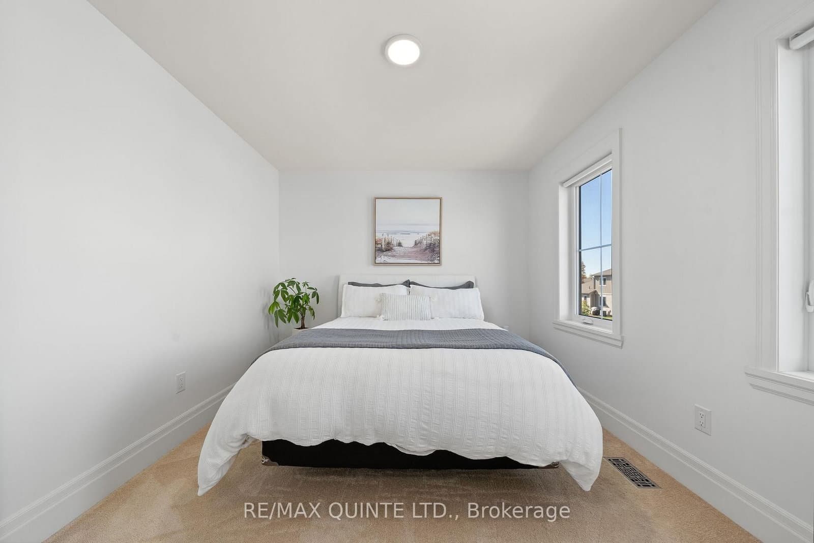 36 Campbell Crescent thumbnail 19