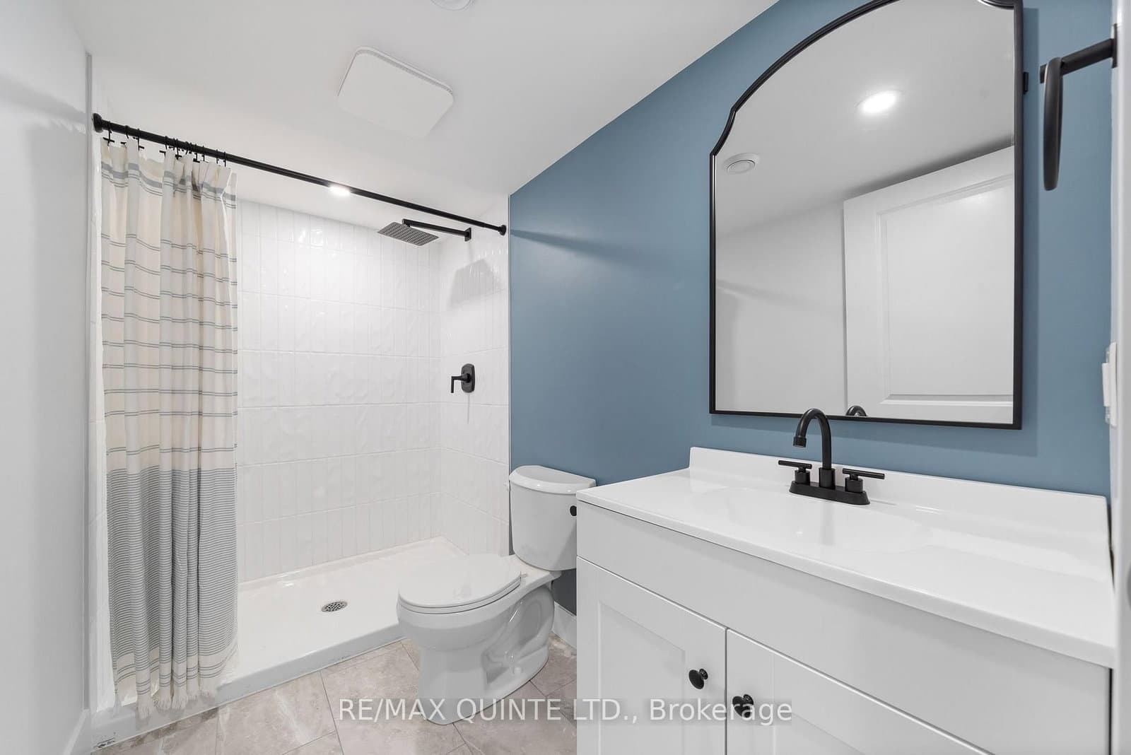 36 Campbell Crescent thumbnail 26