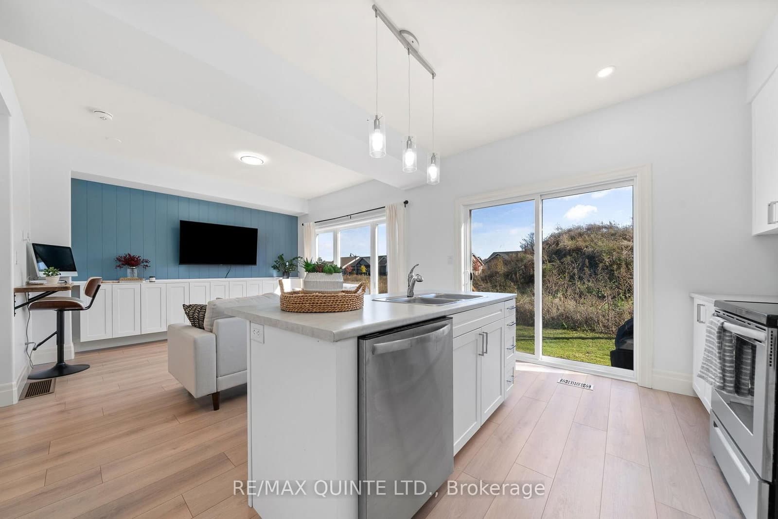 36 Campbell Crescent thumbnail 7