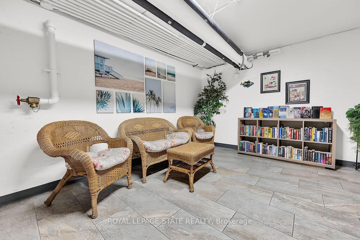 9 Grant Boulevard, Unit 107 thumbnail 30