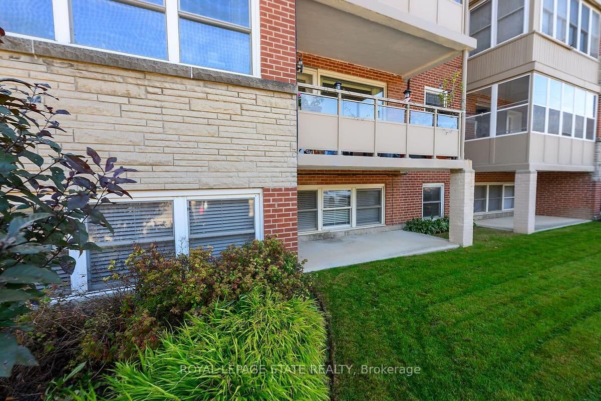 9 Grant Boulevard, Unit 107 thumbnail 34