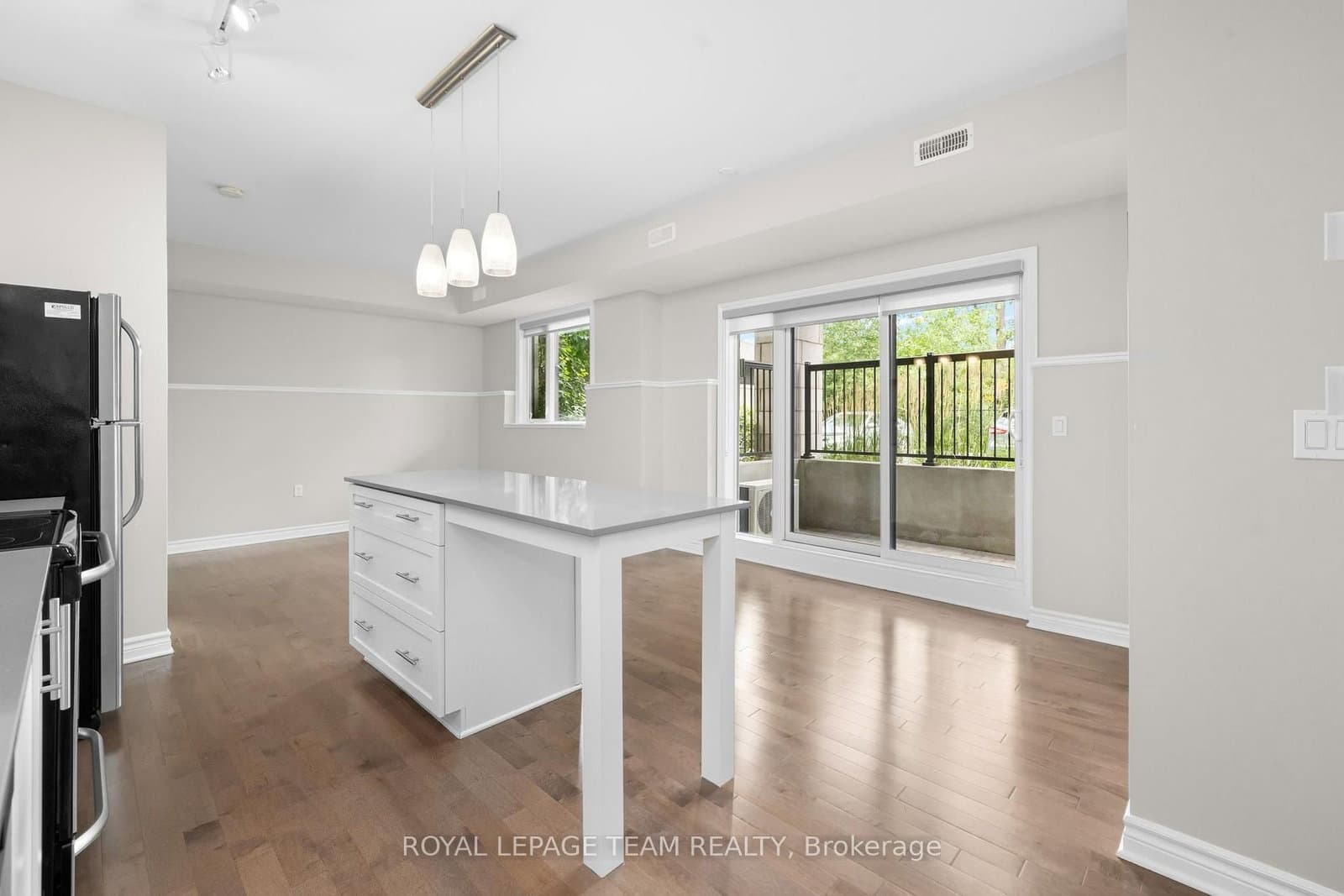 655 Beauparc Private, Unit 104 thumbnail 30