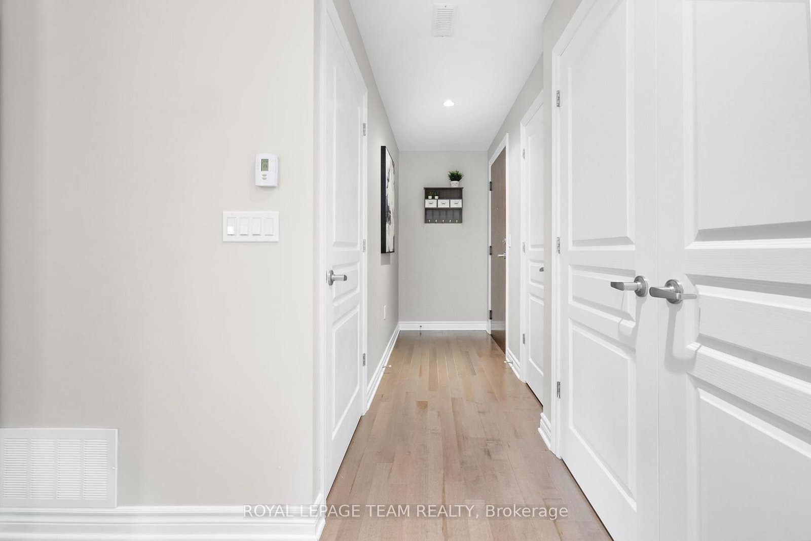 655 Beauparc Private, Unit 104 thumbnail 33