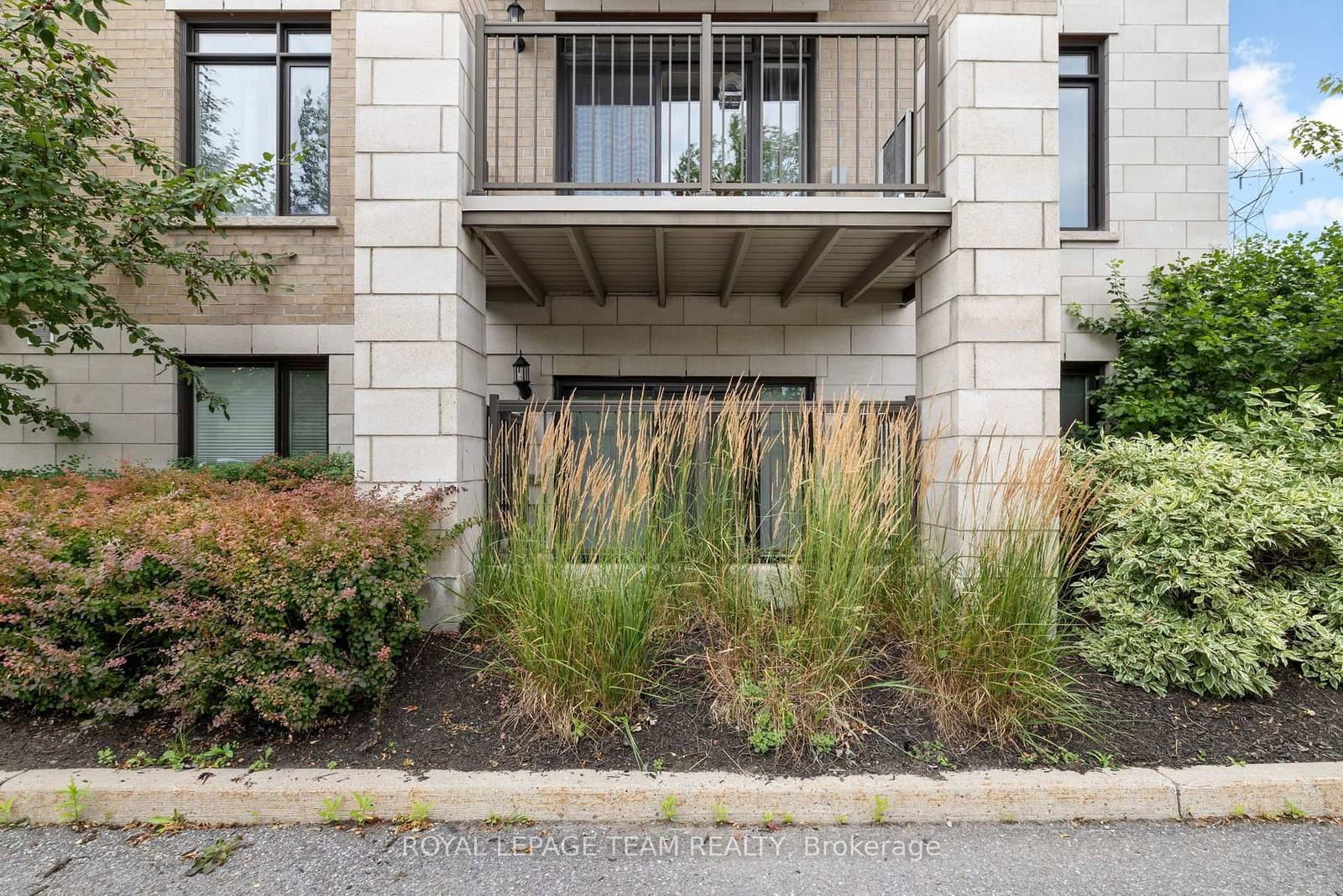 655 Beauparc Private, Unit 104 thumbnail 41