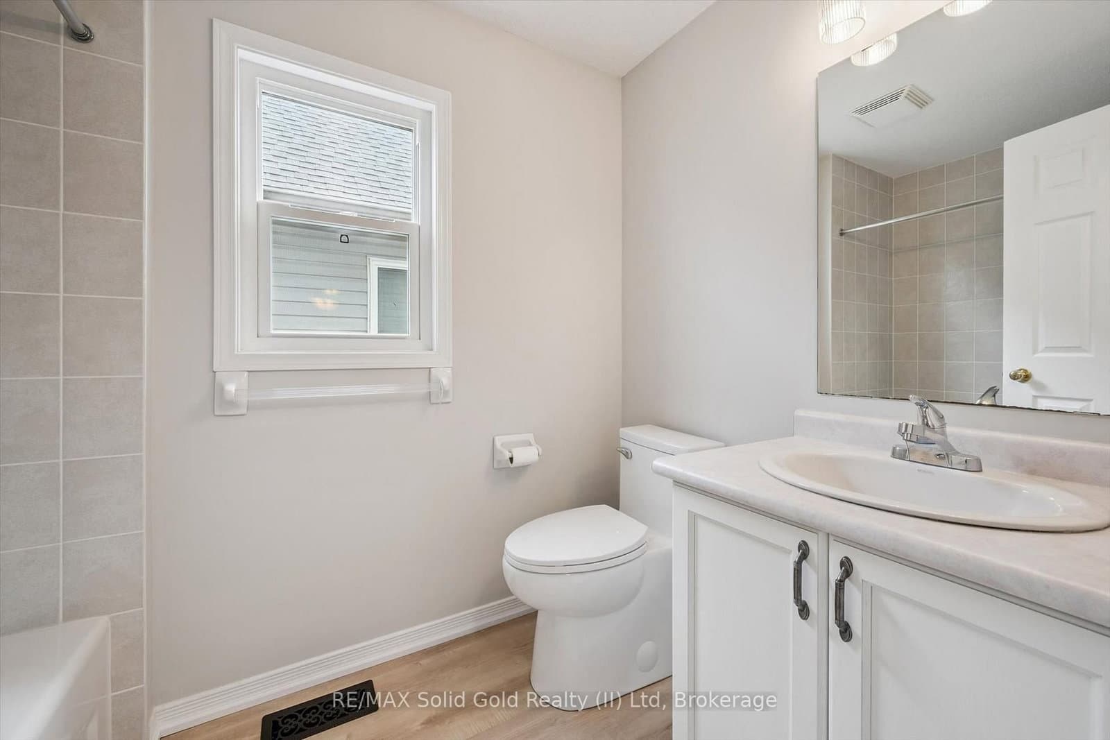 751 Laurelwood Drive thumbnail 32