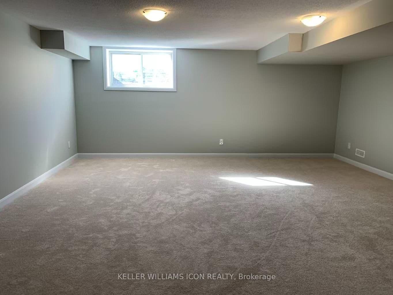 1028 Speedvale Court thumbnail 15