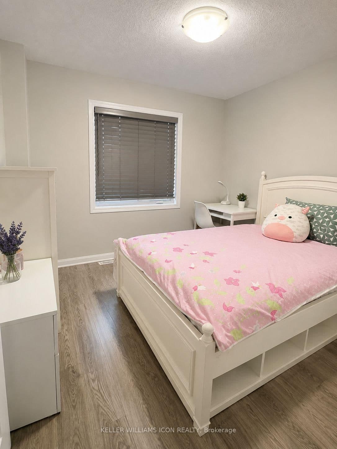 1028 Speedvale Court thumbnail 8