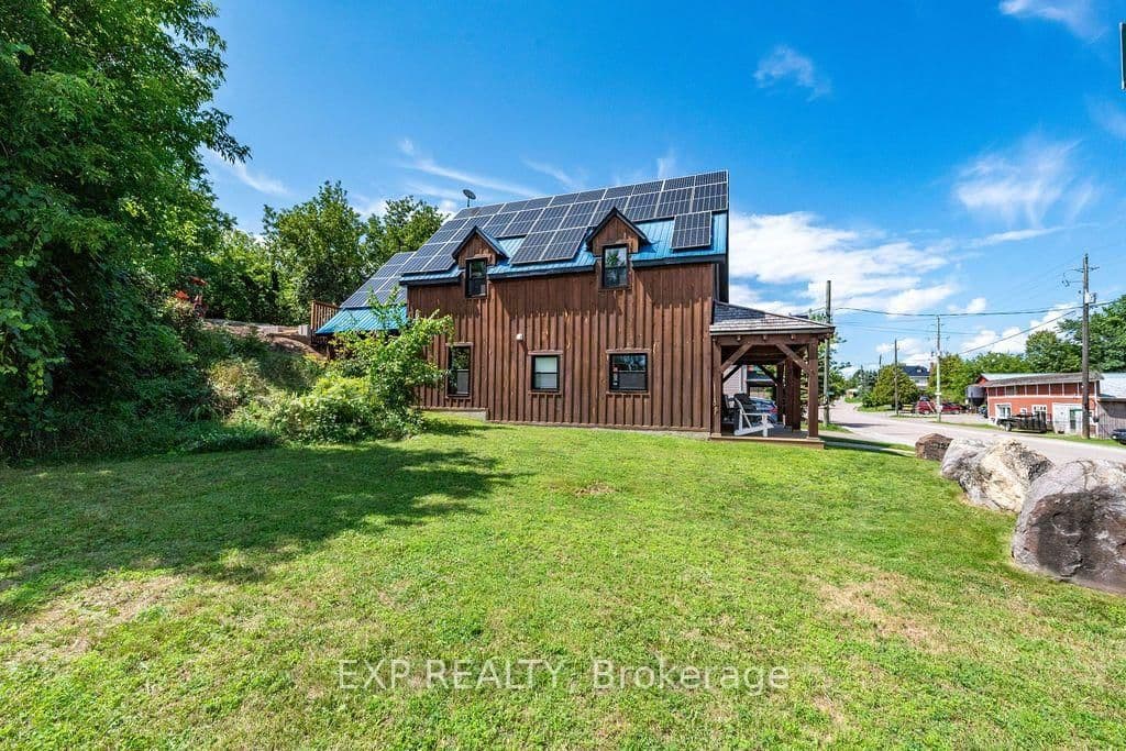 12595 Lanark Road thumbnail 5