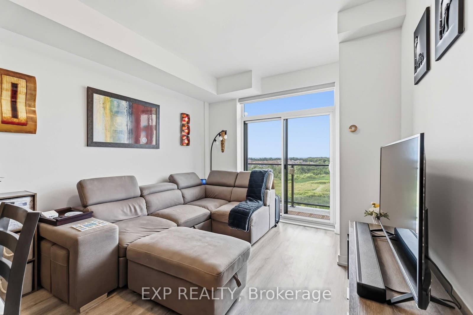 450 Dundas Street E, Unit Unit # 601 thumbnail 22