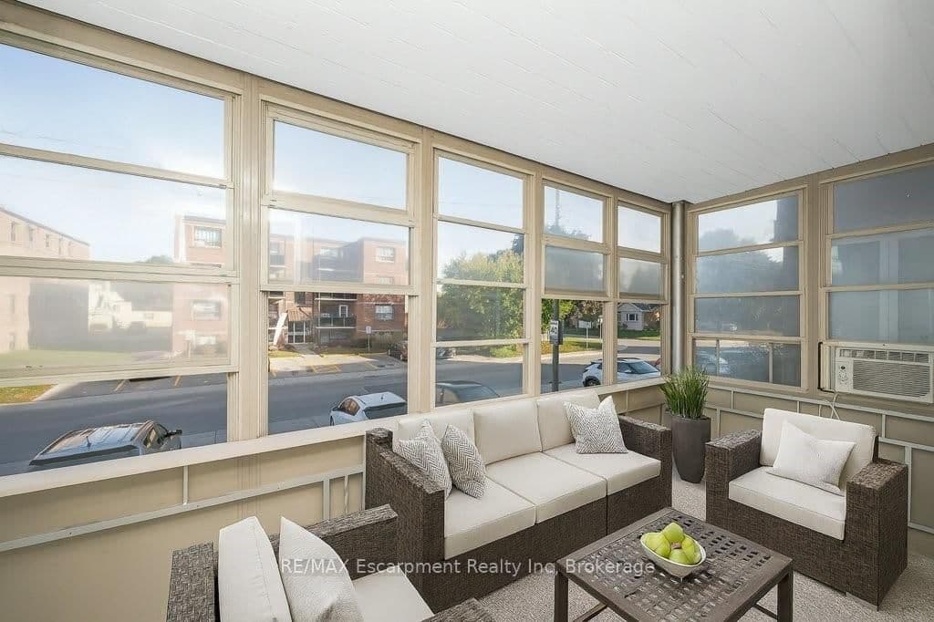 9 Grant Boulevard, Unit 201 thumbnail 28