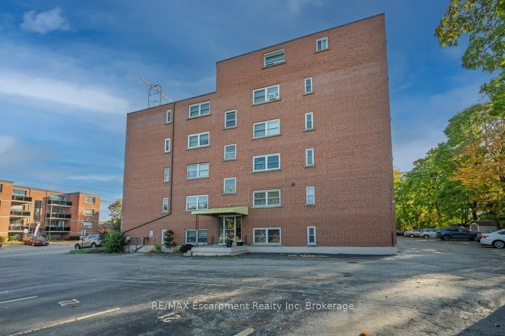 9 Grant Boulevard, Unit 201 thumbnail 35