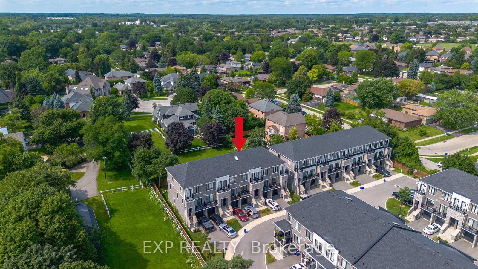 383 Dundas Street E, Unit 4 thumbnail 31