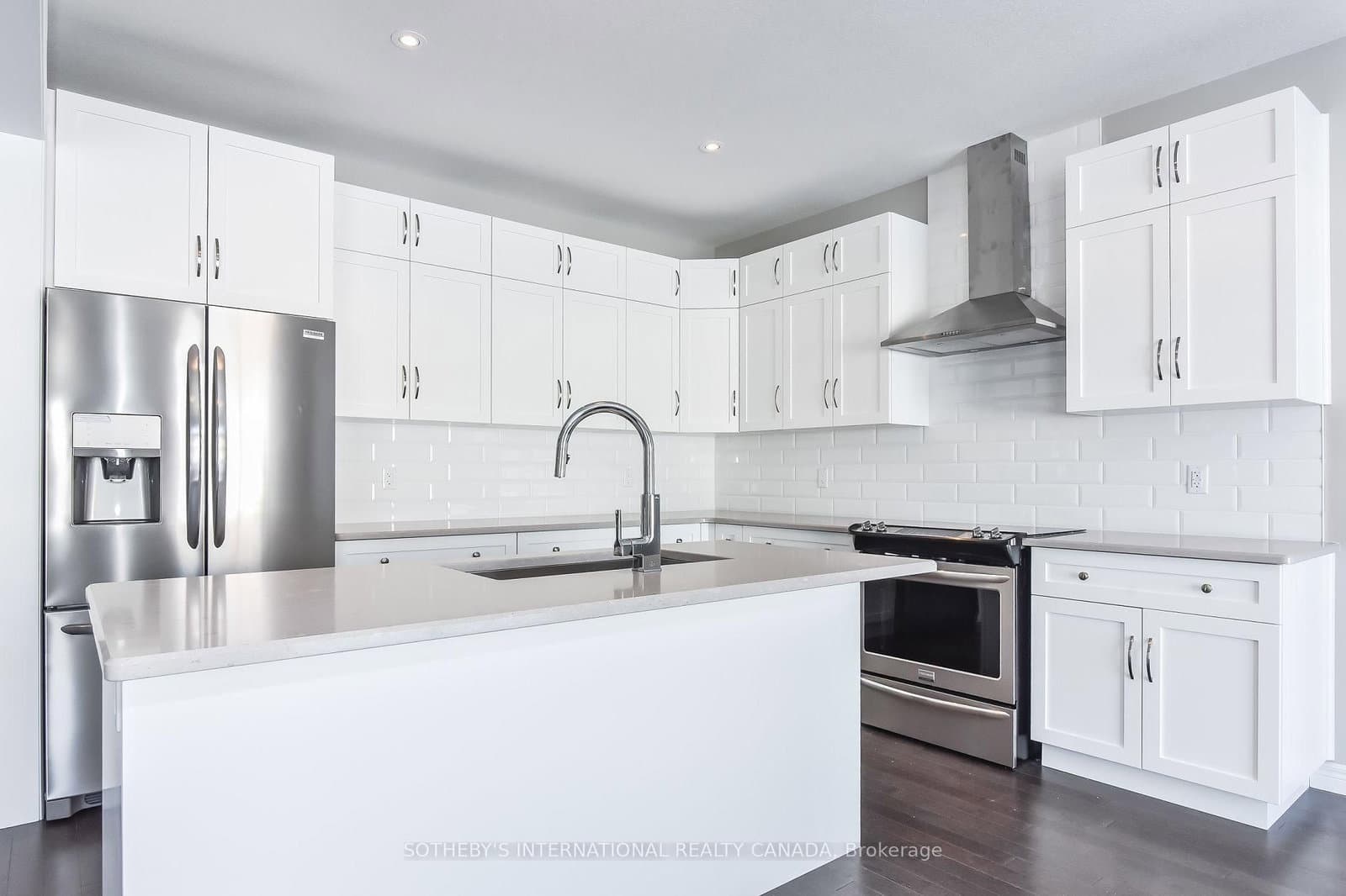 529 Anton Crescent thumbnail 10