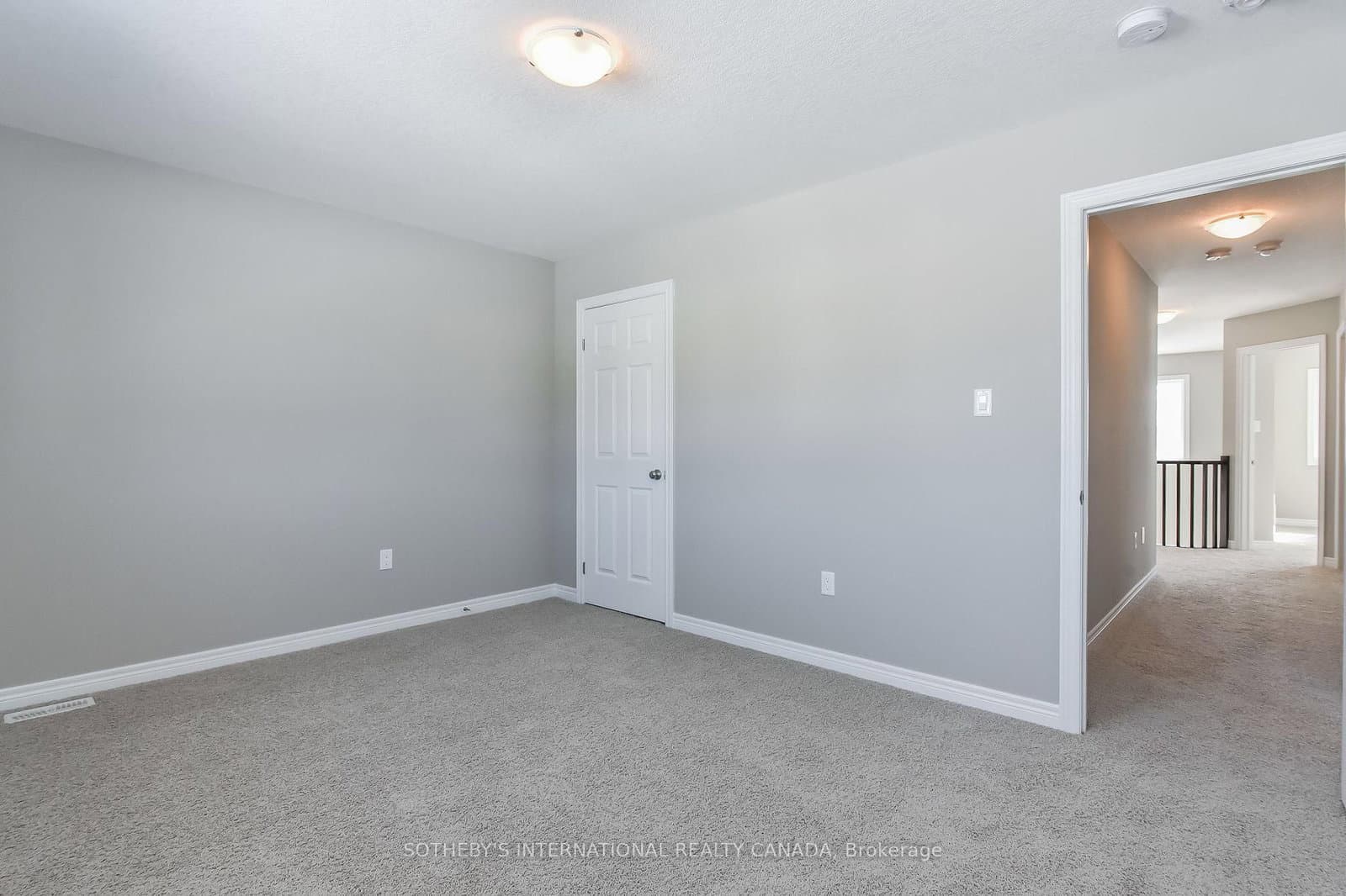 529 Anton Crescent thumbnail 23