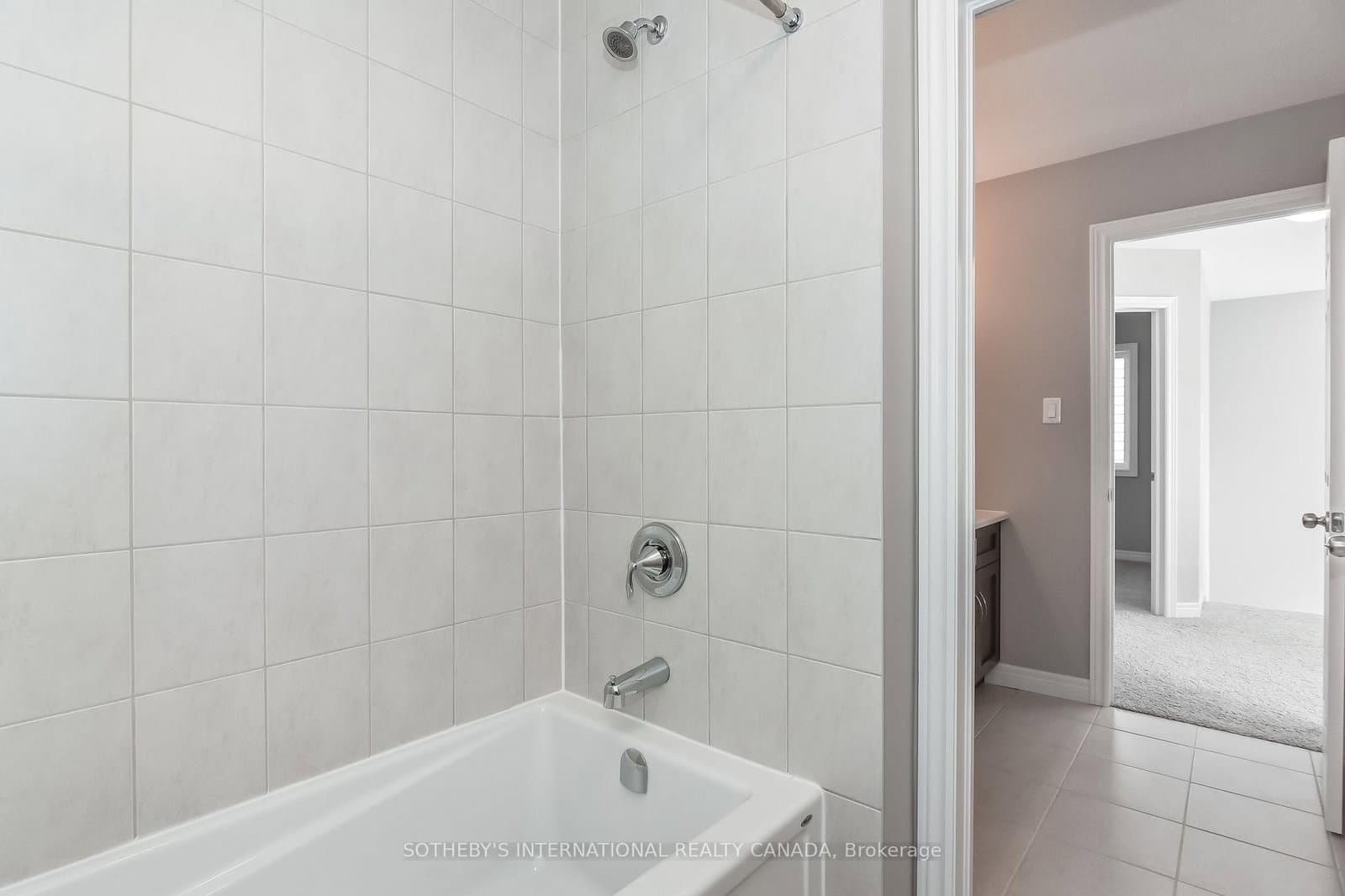 529 Anton Crescent thumbnail 26