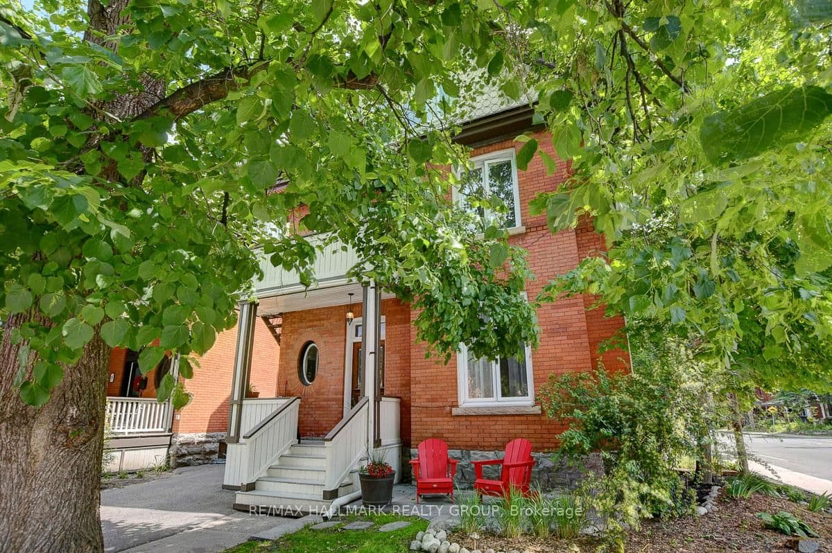 120 Strathcona Avenue thumbnail 2